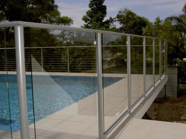 Safe Glass Pool Fencing